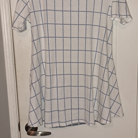 LuLaRoe tunic shirts all size small. Bundle of 4 shirts! - Picture 13 of 16